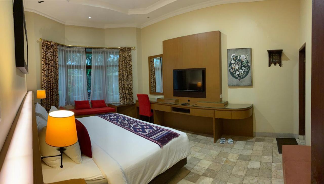 Gracia Spa Resort Hotel Ciater Εξωτερικό φωτογραφία