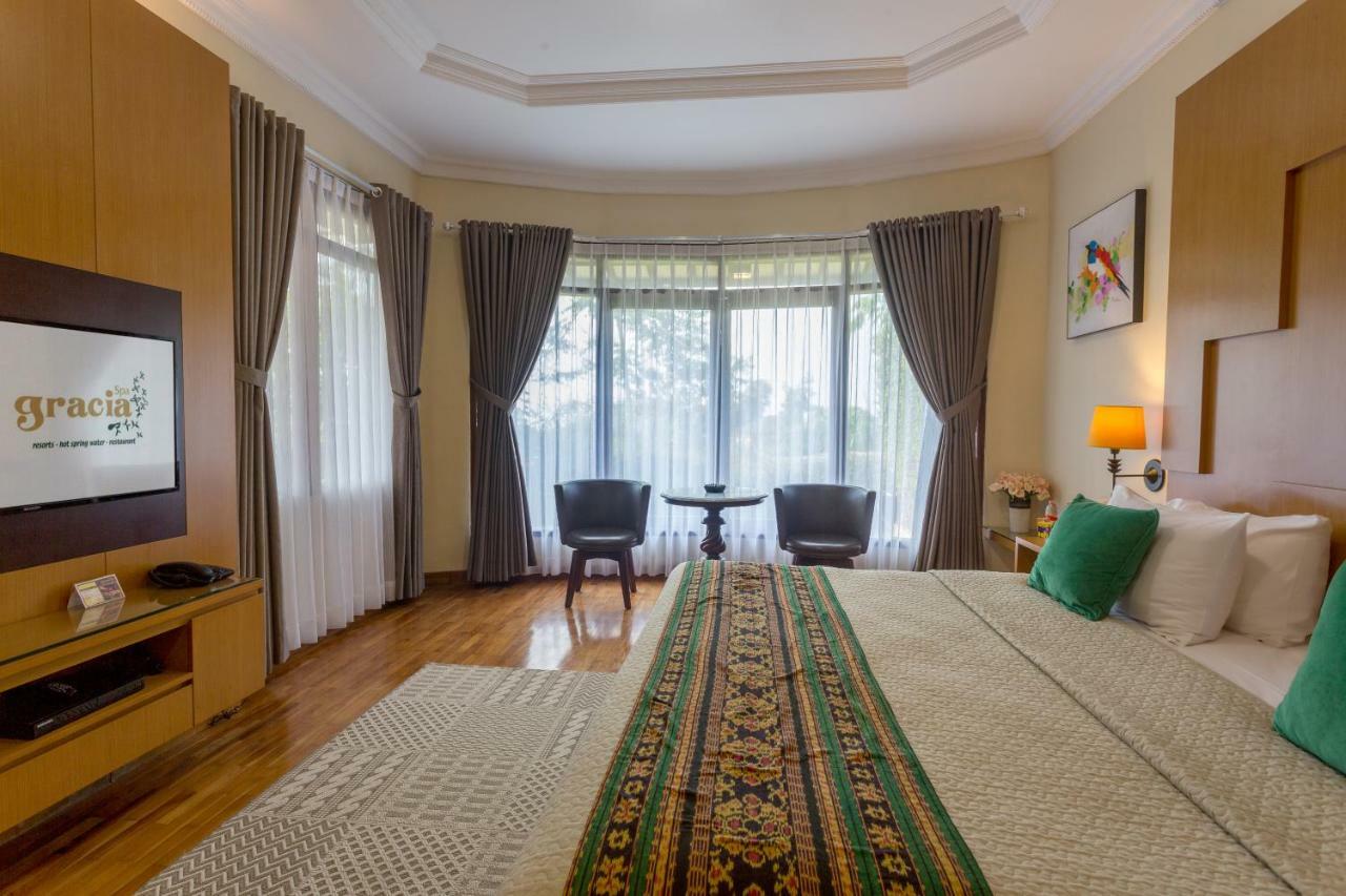 Gracia Spa Resort Hotel Ciater Εξωτερικό φωτογραφία